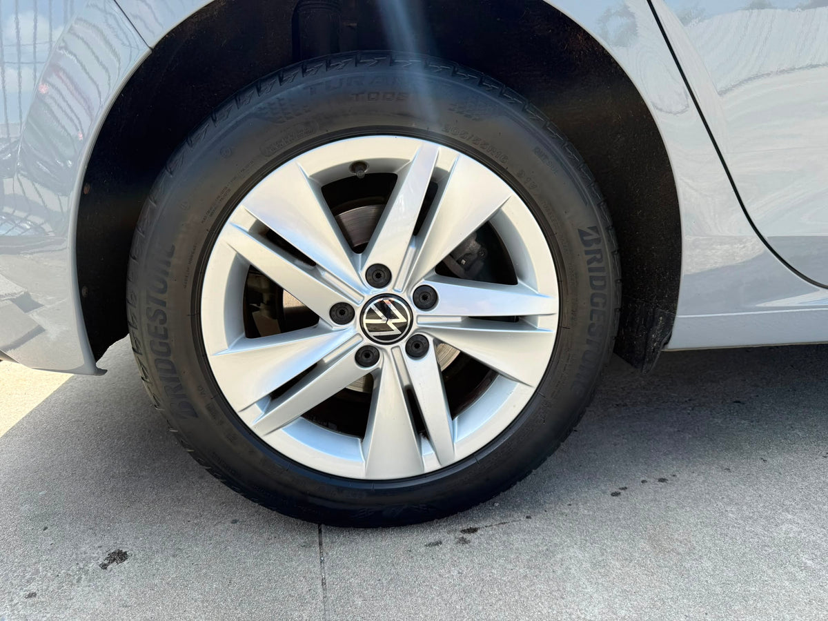 Volkswagen Golf 8