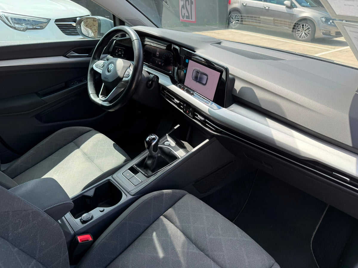Volkswagen Golf 8