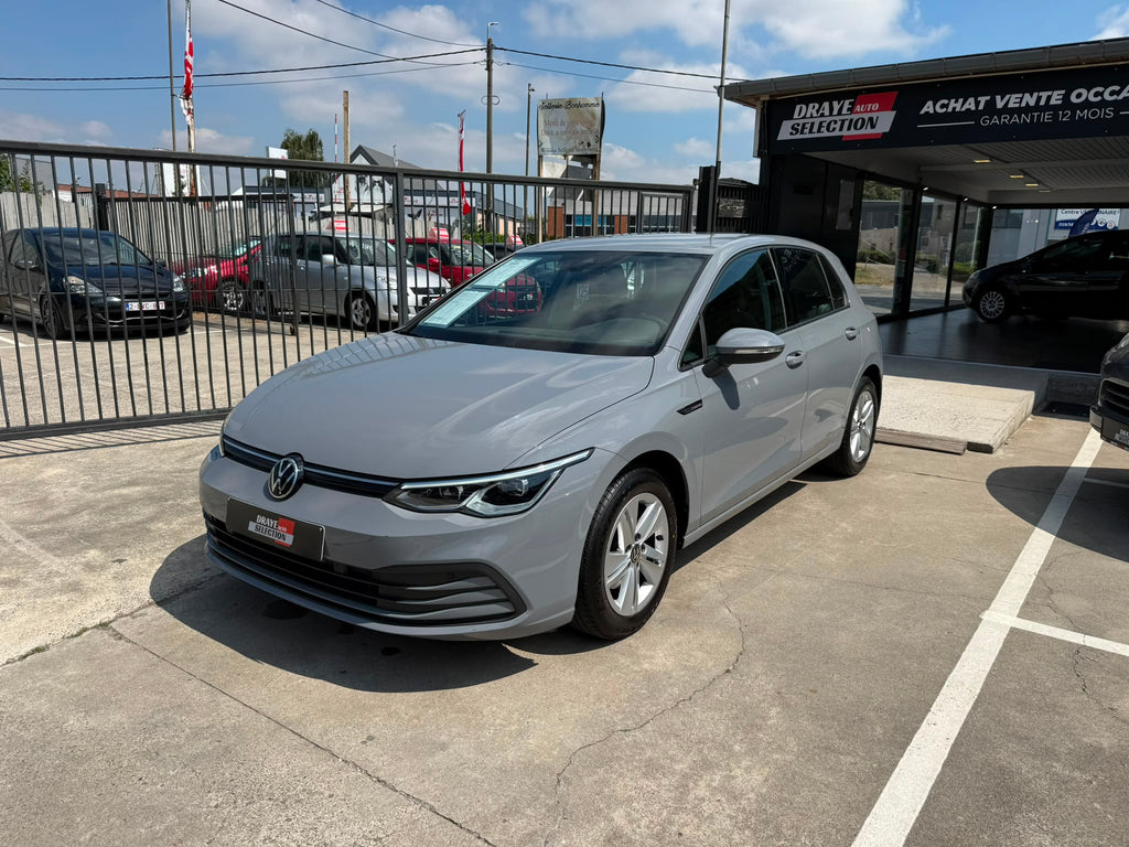 Volkswagen Golf 8