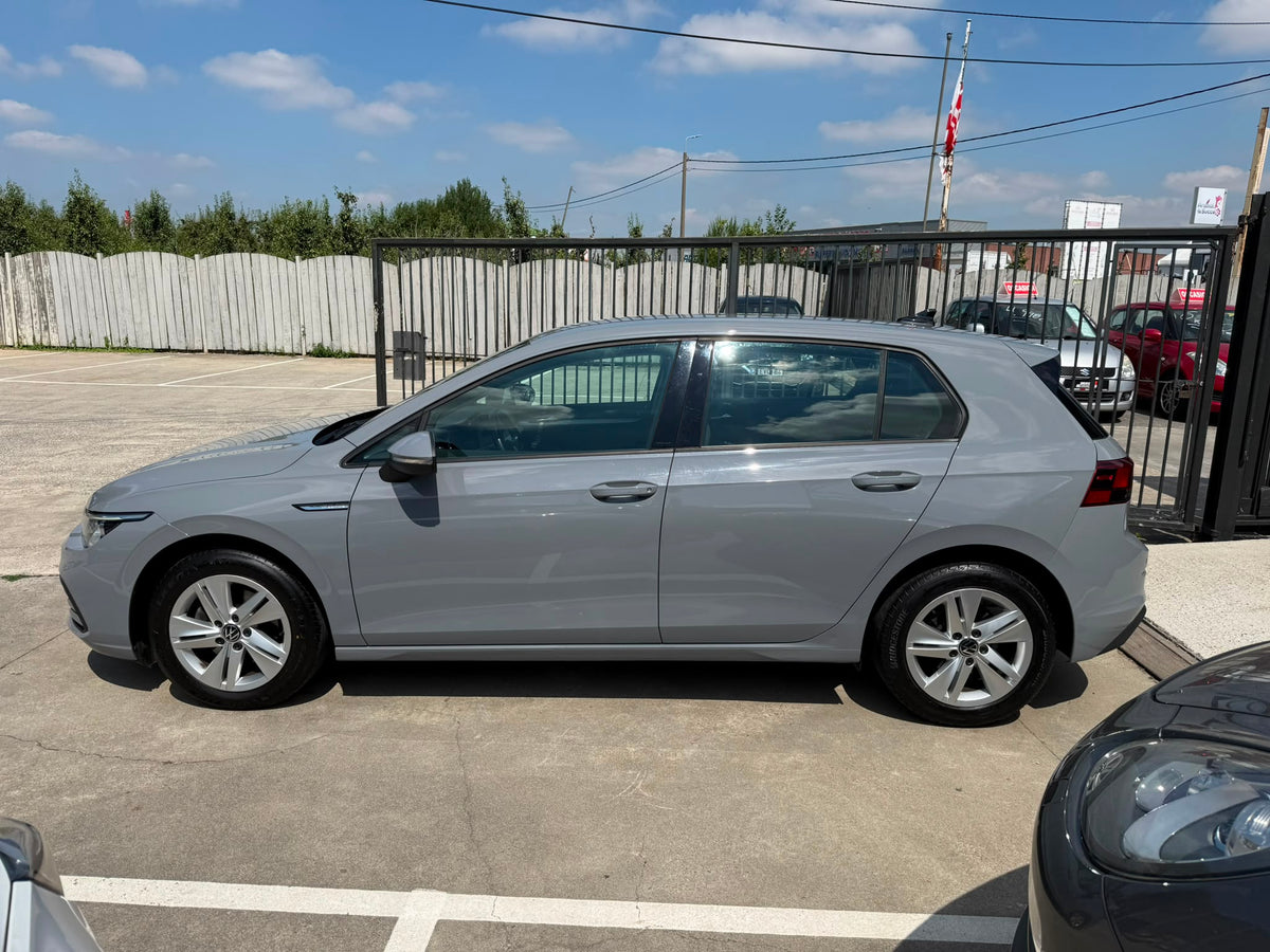 Volkswagen Golf 8
