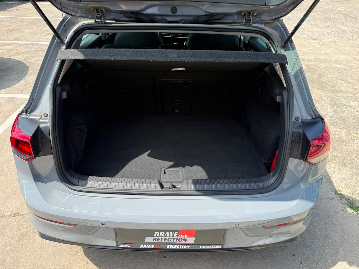 Volkswagen Golf 8